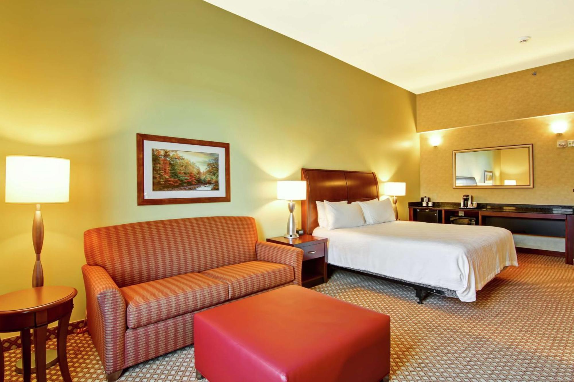 Hilton Garden Inn Ottawa Airport Exterior photo